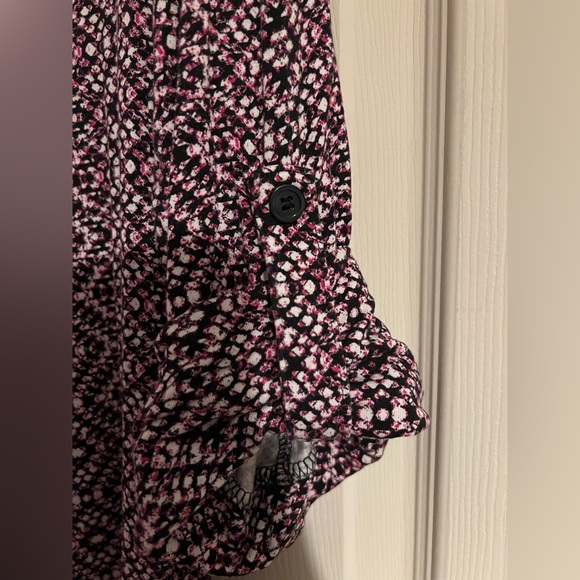 Covington Woman blouse, top, high low tunic, size 2X, pink, black print - Picture 4 of 6